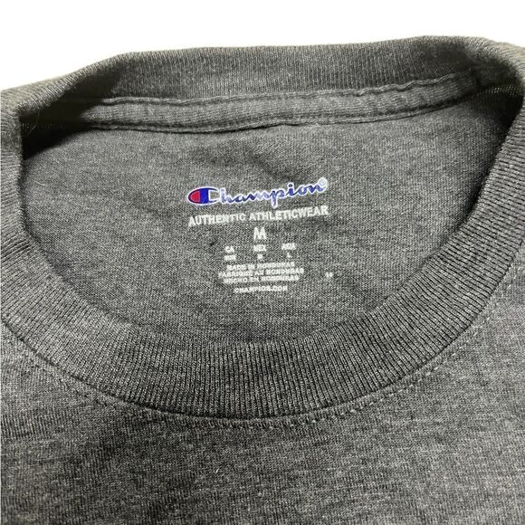 Champion dark gray medium t shirt - Picture 5 of 5